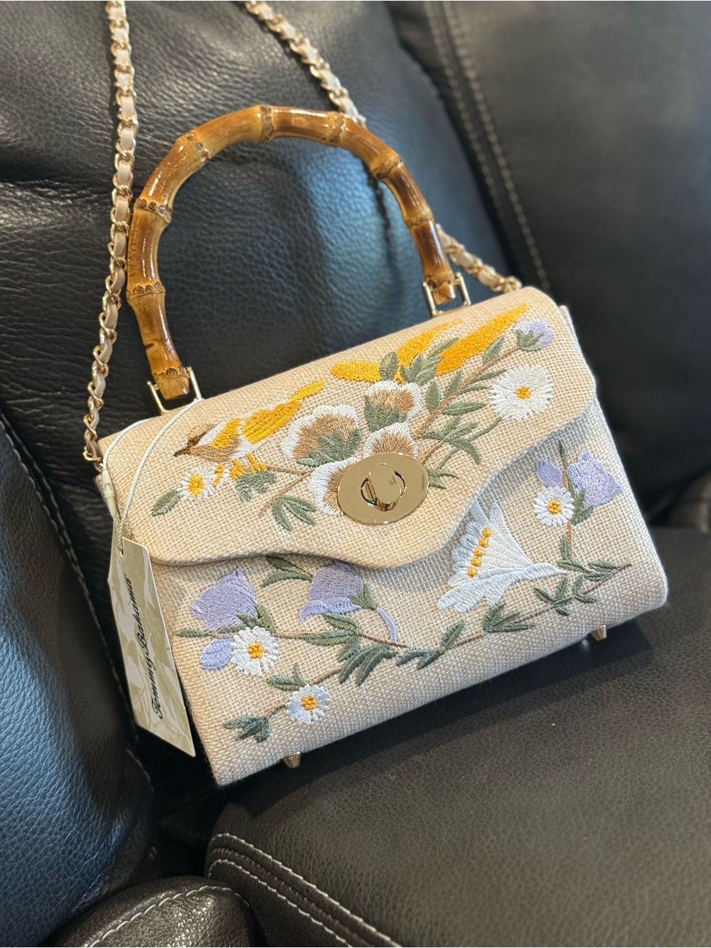 Tommy Bahama Beige Embroidered Floral Top-Handle Satchel with Bamboo Handle NWT - Picture 10 of 13